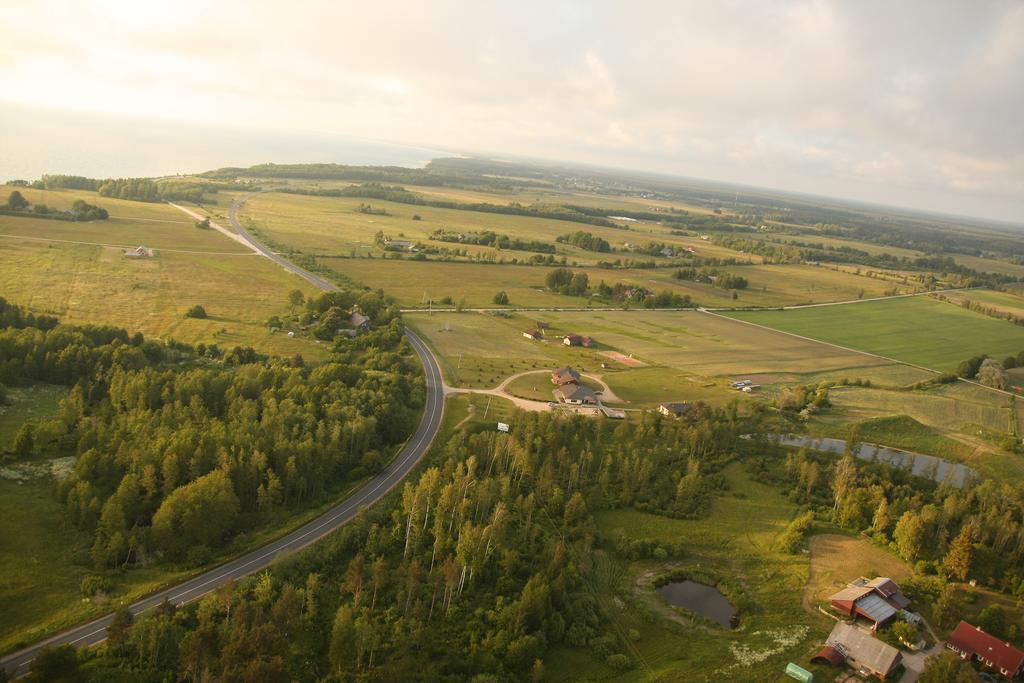 Liedags Guesthouse Jurkalne Bagian luar foto